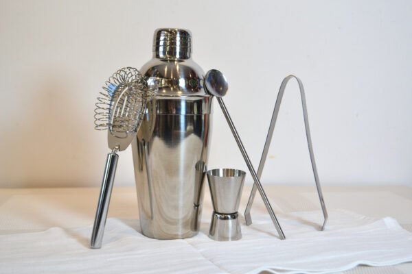 Coctelera Acero Inoxidable con 4 Accesorios